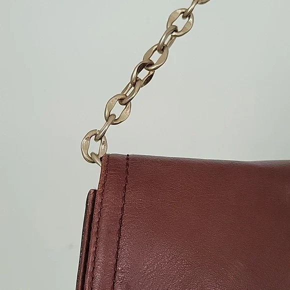 Banana Republic EUC Brown Maroon Chain Leather Shoulder Bag Clutch Flap Closure - Picture 3 of 14